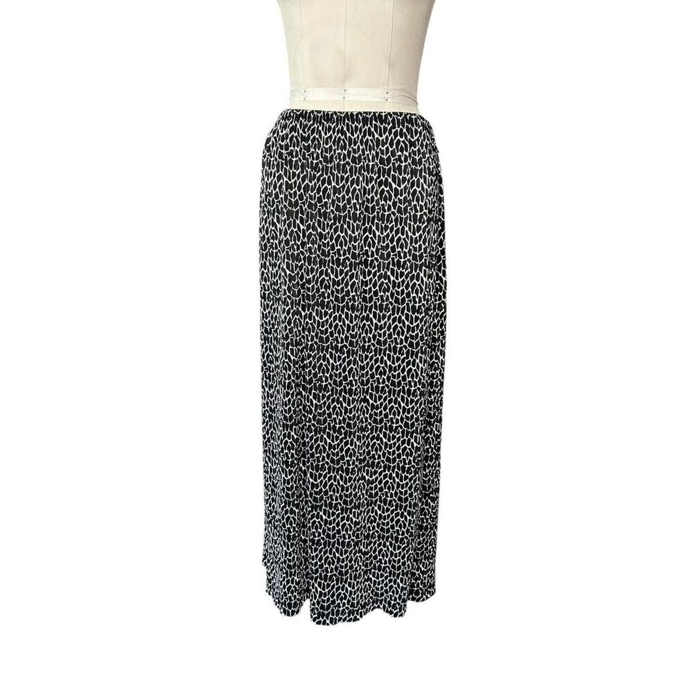 Unbranded Women's Black and White Skirt